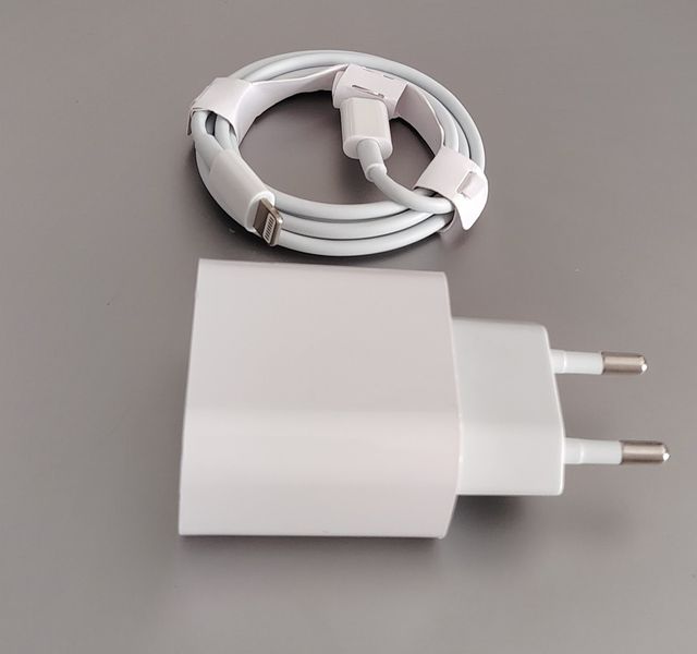 20W Cargador compartible iPhone 14 13 Carga Rápida