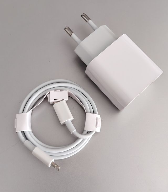 20W Cargador compartible iPhone 14 13 Carga Rápida