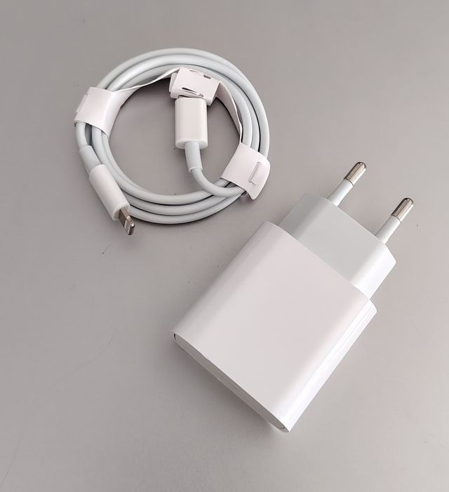 20W Cargador compartible iPhone 14 13 Carga Rápida