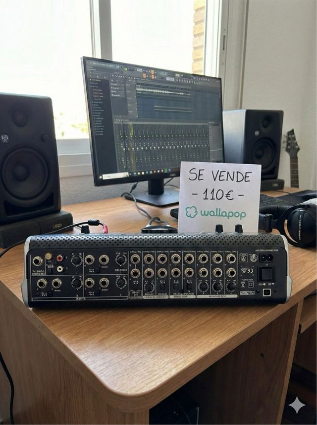 Controlador Behringer CONTROL2USB