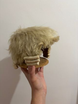 Antigua peluca teatro s. XIX