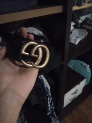 Fibbia Louis Vuitton marrone