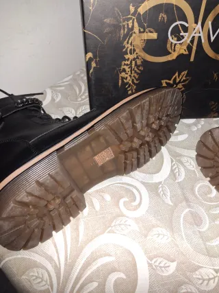 Stivaletti neri GAVI