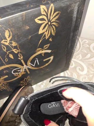 Stivaletti neri GAVI