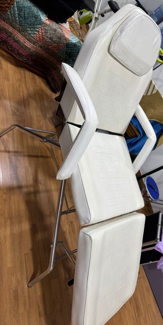 Camilla de estética profesional