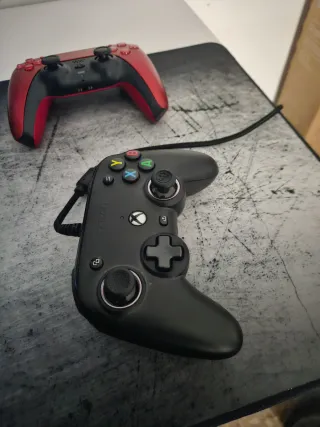 Mando PS5 y Xbox nacon de cable