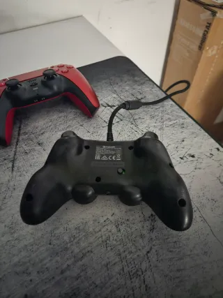 Mando PS5 y Xbox nacon de cable