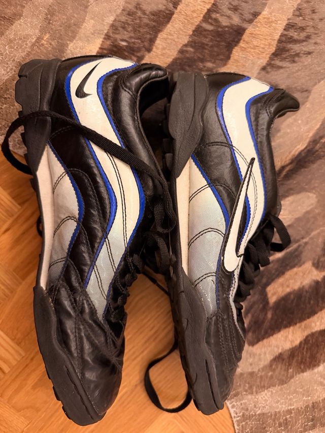 Scarpe da calcio Nike R9 nere