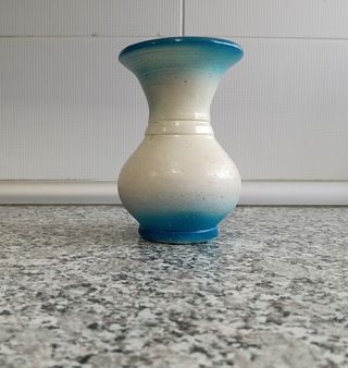 Lote decorativo vintage: tetera + jarrón + urna