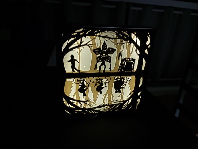 Caja de Luz Stranger Things Mundo del Revés