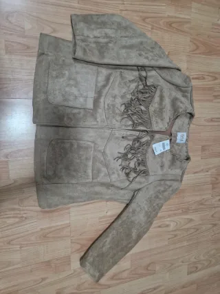 Chaqueta de ante con flecos