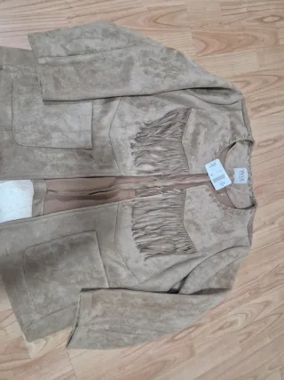 Chaqueta de ante con flecos