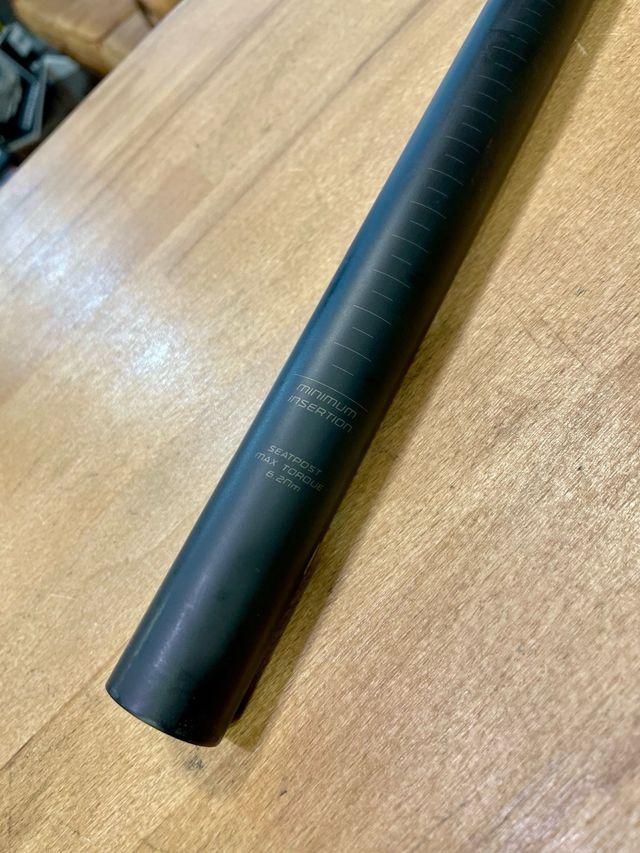 Tija Roval Terra 27.2 Carbono