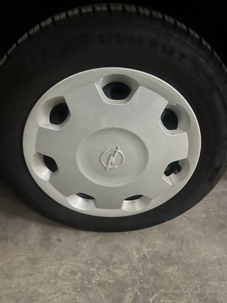 Tapacubo Opel 14 pulgadas