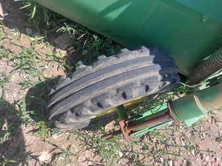 Segadora acondicionadora John Deere 1320.