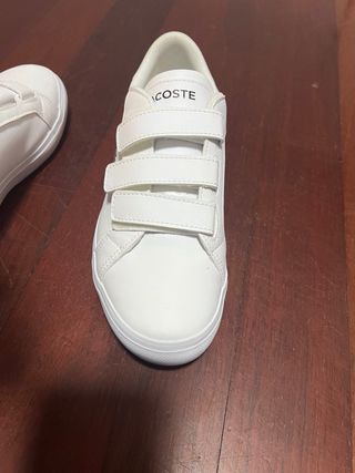Tenis Lacoste niño velcro blanco talla 33