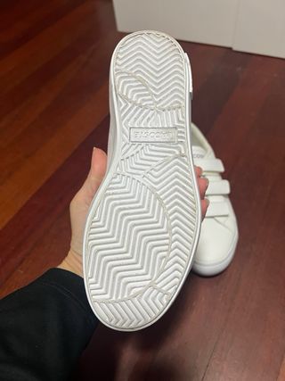Tenis Lacoste niño velcro blanco talla 33