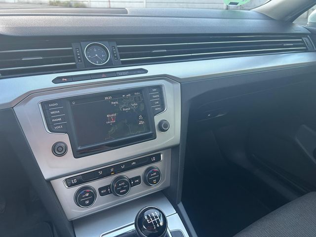 Volkswagen Passat 2.0TDI 150CV ETIQ C 2016