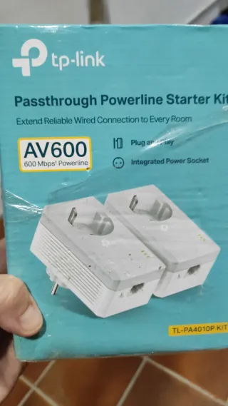 TP-Link AV600 Powerline Kit TL-PA4010P adaptadores