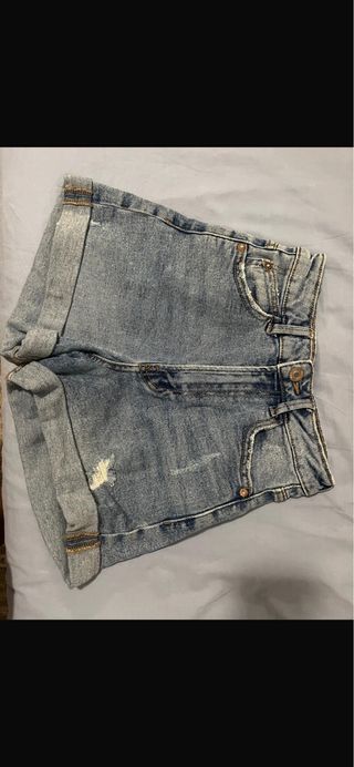 Shorts vaqueros desgastados