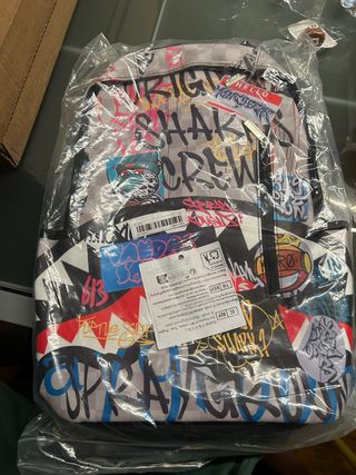 Zaino stile Sprayground Shark Bite mouth grigio