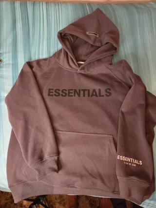 Sudadera Essentials sin estrenar