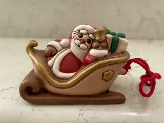 Slitta Babbo Natale Thun in ceramica