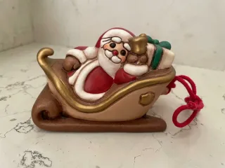 Slitta Babbo Natale Thun in ceramica