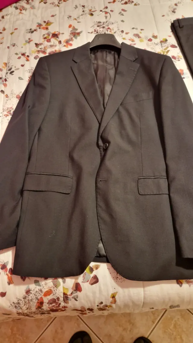 Abito uomo nero taglia 54