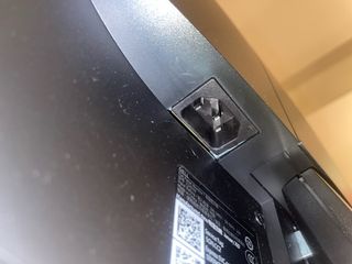 Monitor (pantalla) Dell Negro con base