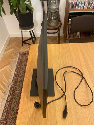 Monitor (pantalla) Dell Negro con base