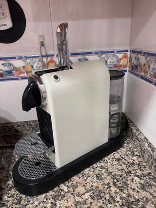Cafetera Nespresso Citiz Blanca