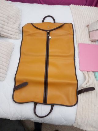 Portatrajes piel amarillo marrón vintage sin uso