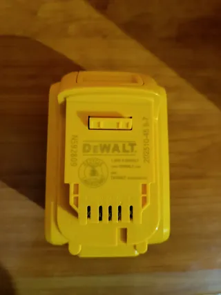 Batería Dewalt XR 20V 9Ah Li-Ion