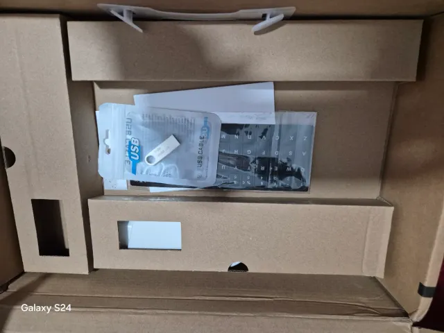 Portátil Galaxy Plata y Negro