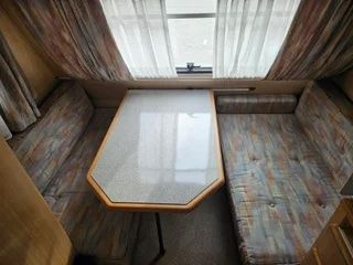 Caravana Adria FM 402