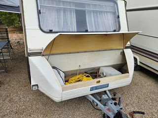 Caravana Adria FM 402