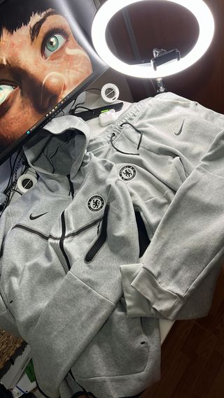 Nike Tech Fleece Chelsea