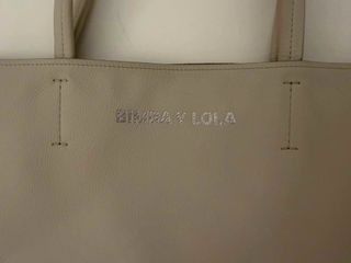 Lote Bolso Bimba y Lola piel piedra + bolso dorado