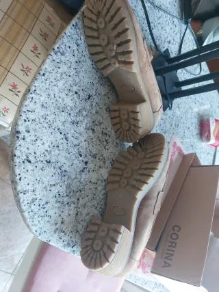 Mocasines ante ZENDRA beige/marrón talla 39