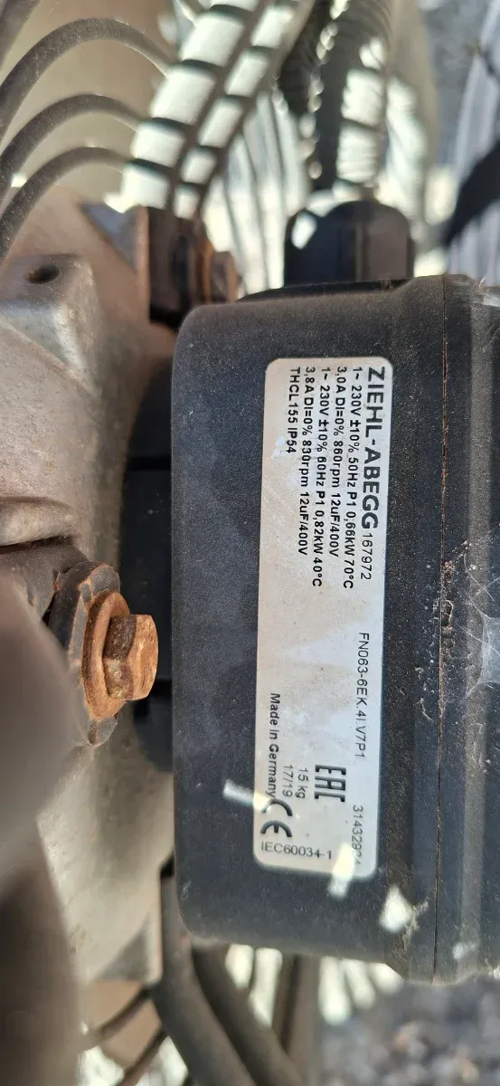 Ventilador Condensador Negro/Gris