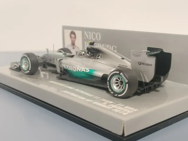 Mercedes F1 Nico Rosberg 2014