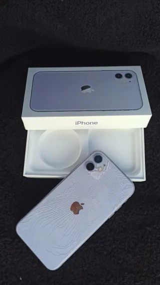 iPhone 11 128GB Morado Batería 83%