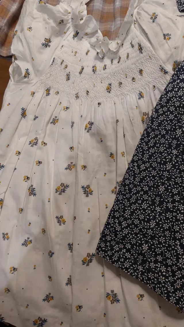 Lote 9 vestidos Gocco 3-4 años