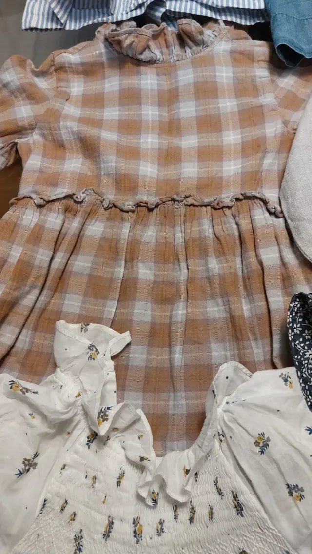 Lote 9 vestidos Gocco 3-4 años