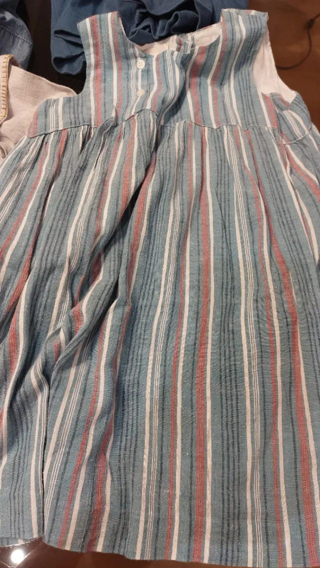 Lote 9 vestidos Gocco 3-4 años