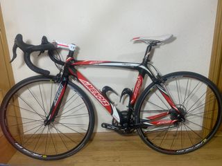 Bici Carbono Pequeña