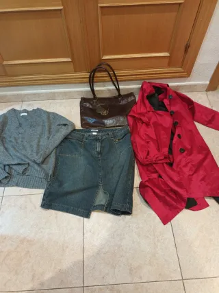 Lote Ropa Mujer: Chaqueta, Falda, Jersey y Bolso