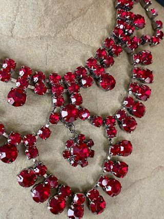 Collana vintage strass rossi