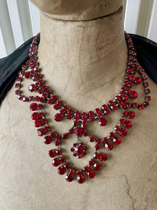 Collana vintage strass rossi